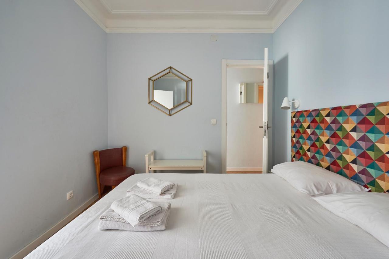 Elegant Riverview Apartment In Historical Lisbon Exterior photo